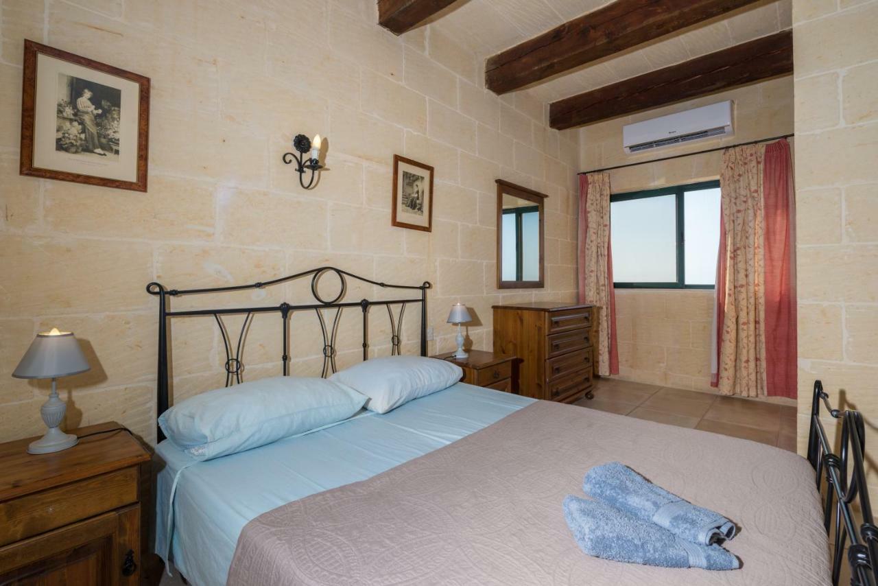 Sunset - Holiday Farmhouse With Large Private Pool In Island Of Gozo Nadur Buitenkant foto