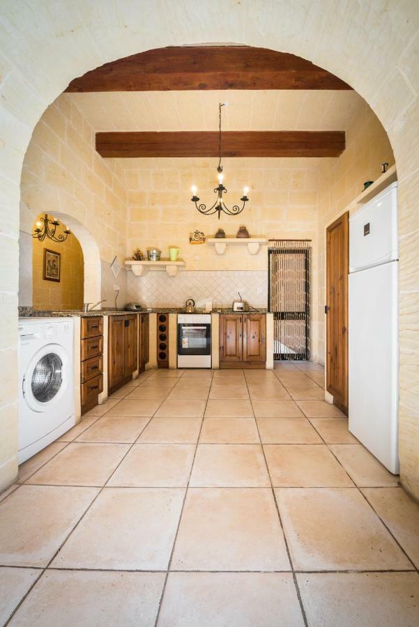 Sunset - Holiday Farmhouse With Large Private Pool In Island Of Gozo Nadur Buitenkant foto