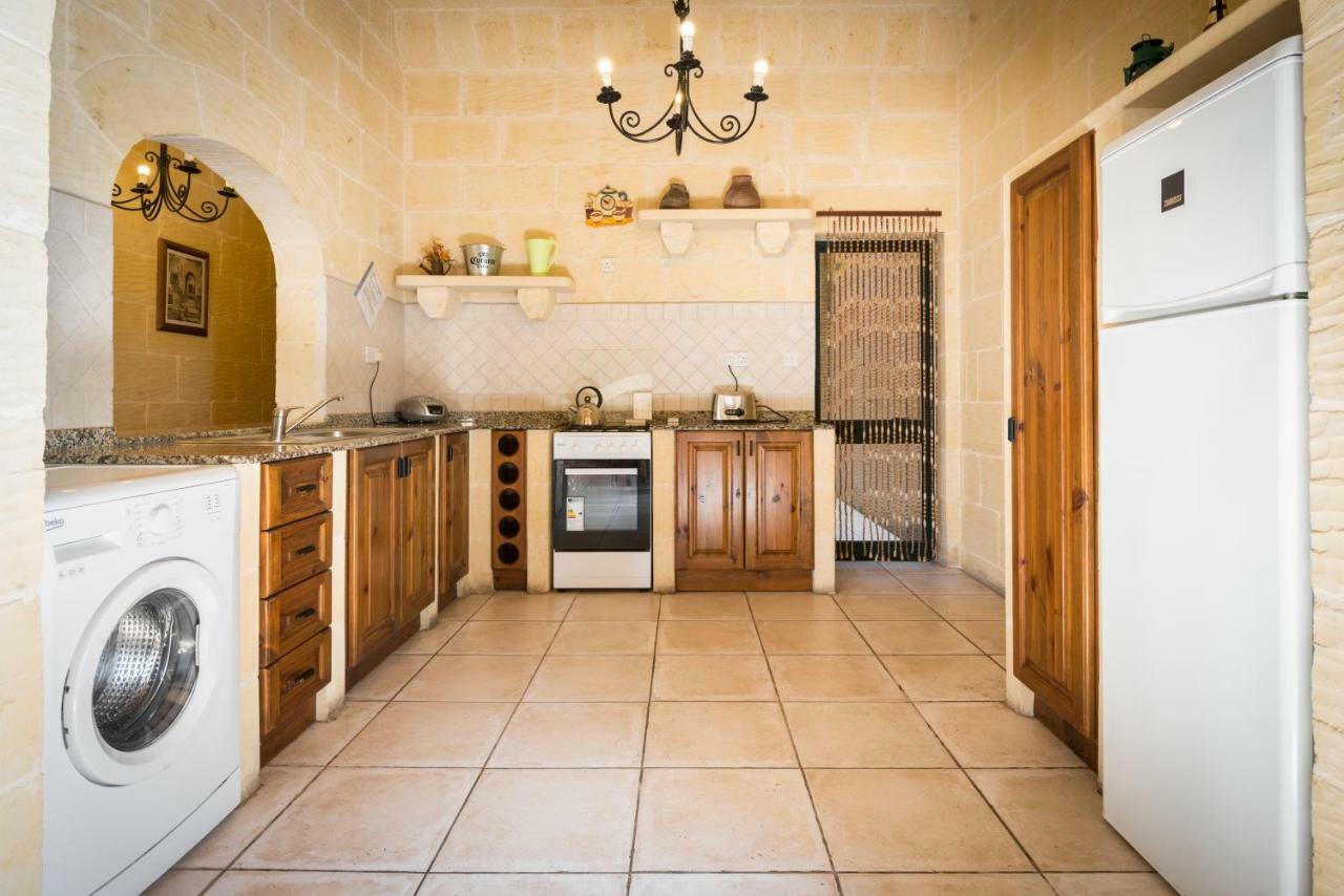 Sunset - Holiday Farmhouse With Large Private Pool In Island Of Gozo Nadur Buitenkant foto